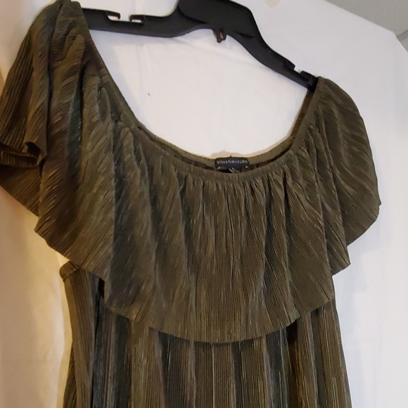 Beautiful Blouse  XL. Signature I studio - Picture 2 of 5